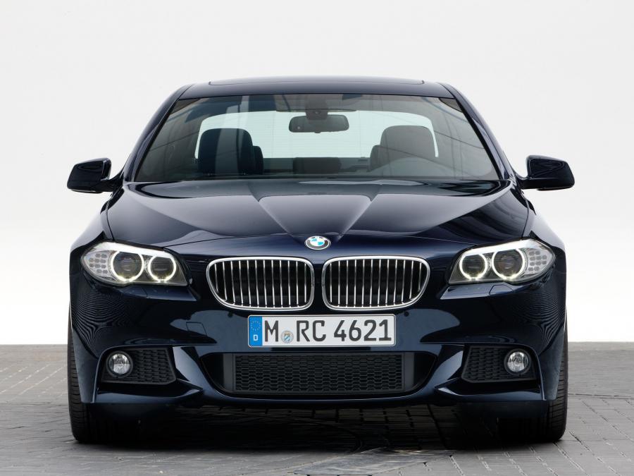  BMW 535d Sedan M Sport Package 2010 года  (фото 4 из 4)